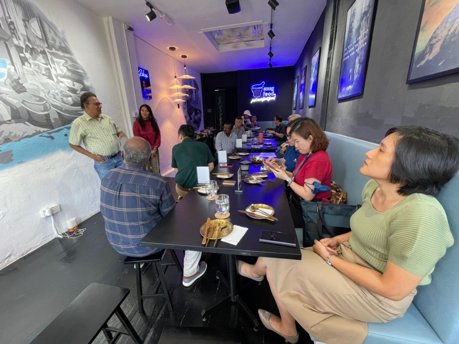 Business learning session hosted inside a café